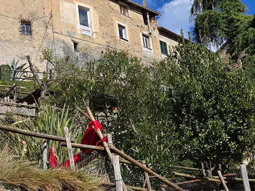Immagine 39 di Rustico / casale in vendita  in via Montegrappa a Castelbianco