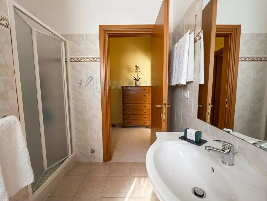 Immagine 18 di Appartamento in vendita  in Strada Vicinale del Molino a Albenga