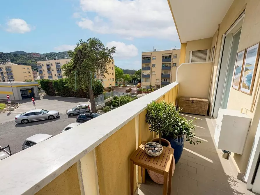 Immagine 8 di Appartamento in vendita  in Strada Vicinale del Molino a Albenga