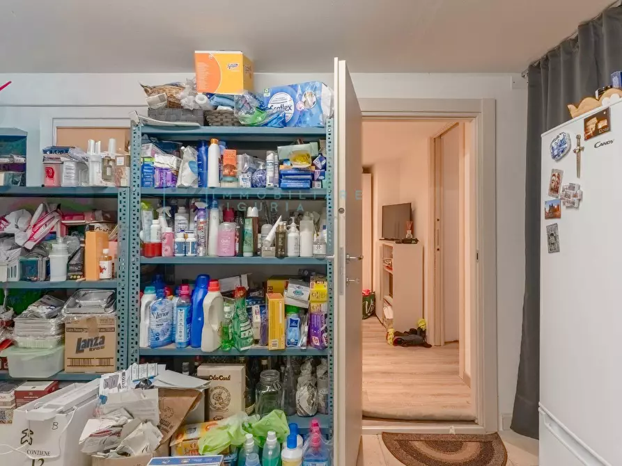 Immagine 18 di Appartamento in vendita  in Via Roma a Villanova D'albenga