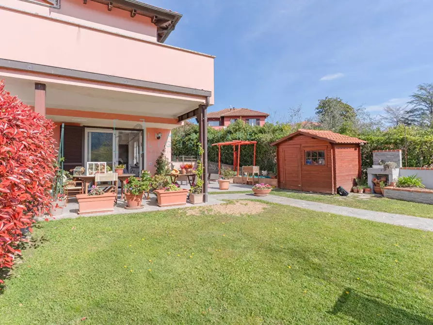 Immagine 3 di Appartamento in vendita  in Via Roma a Villanova D'albenga