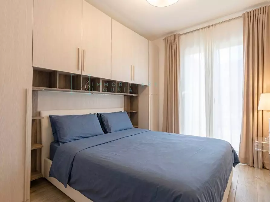 Immagine 12 di Appartamento in vendita  in Via Roma a Villanova D'albenga