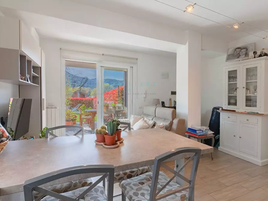 Immagine 8 di Appartamento in vendita  in Via Roma a Villanova D'albenga