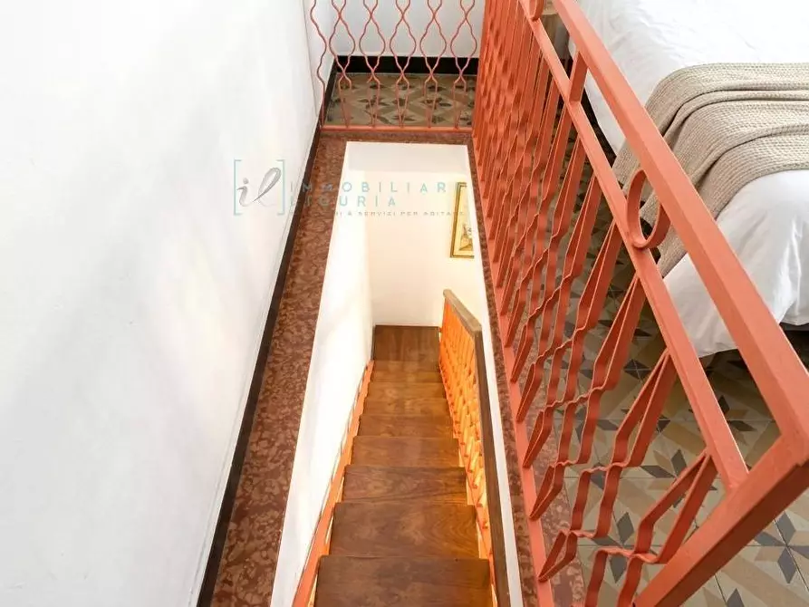 Immagine 5 di Appartamento in vendita  in Piazza Andrea Doria a Alassio