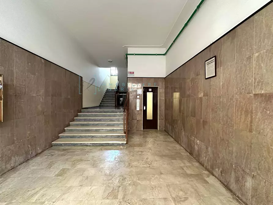 Immagine 26 di Appartamento in vendita  in via patrioti a Albenga