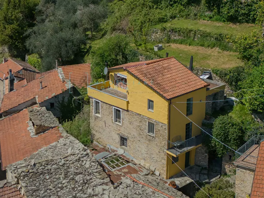 Immagine 43 di Rustico / casale in vendita  in Calderara, via ai prati a Pieve Di Teco