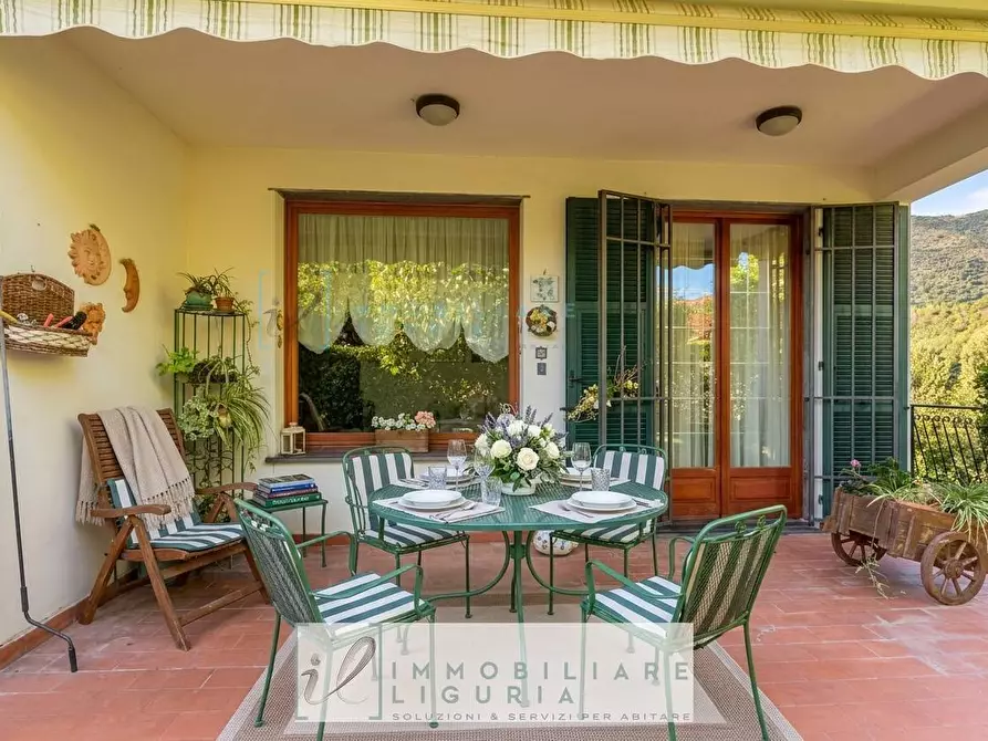 Immagine 3 di Villa in vendita  in via crociata a Cisano Sul Neva