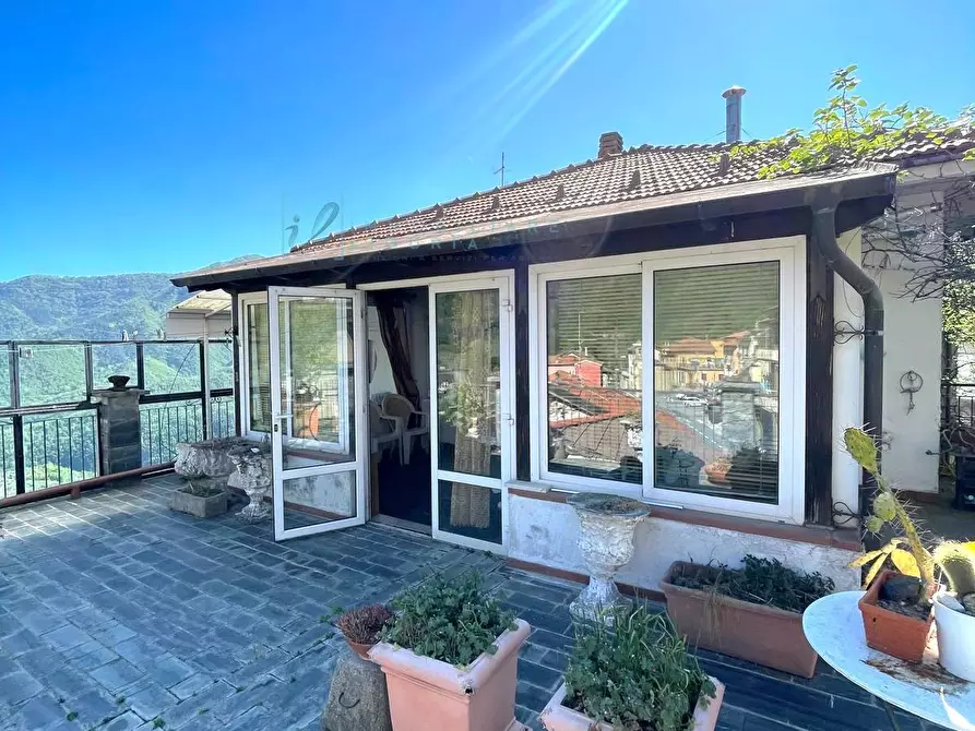 Immagine 2 di Casa indipendente in vendita  in San Luigi Via roma a Pornassio