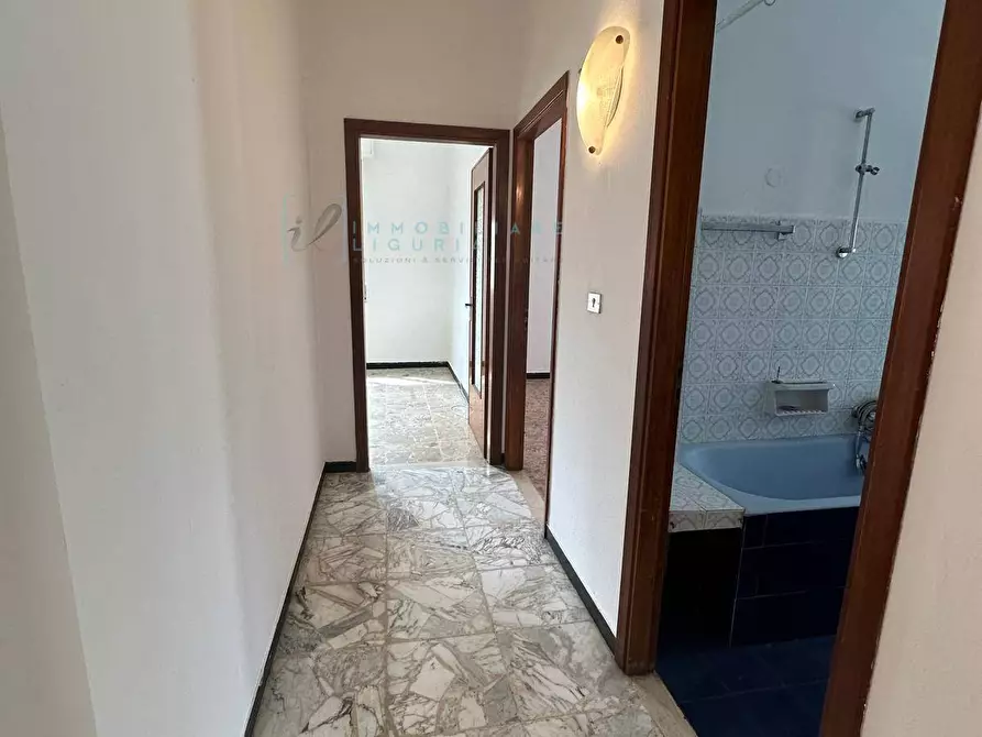 Immagine 14 di Appartamento in vendita  in Via Esperanto Albenga a Albenga