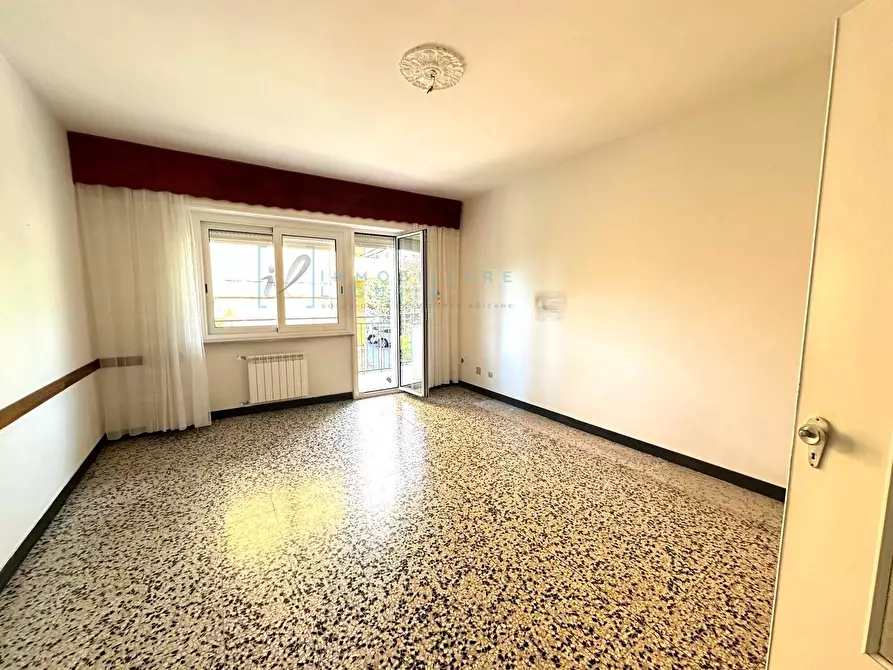Immagine 8 di Appartamento in vendita  in Via Piave a Albenga