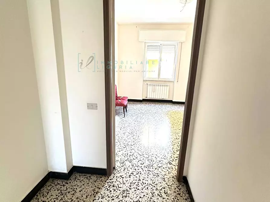 Immagine 22 di Appartamento in vendita  in Via Piave a Albenga