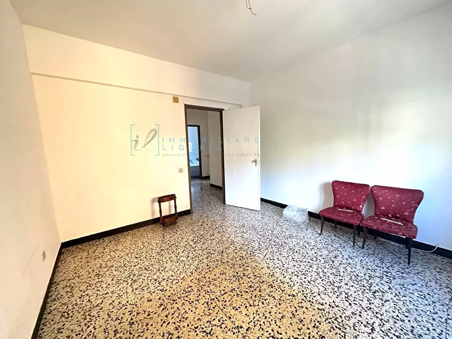 Immagine 26 di Appartamento in vendita  in Via Piave a Albenga