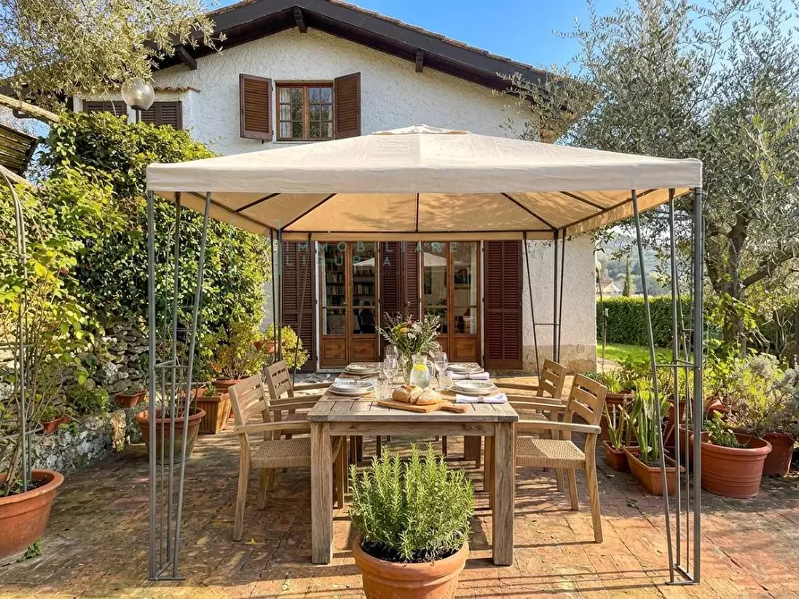 Immagine 1 di Villa in vendita  in Regione Bauso a Garlenda