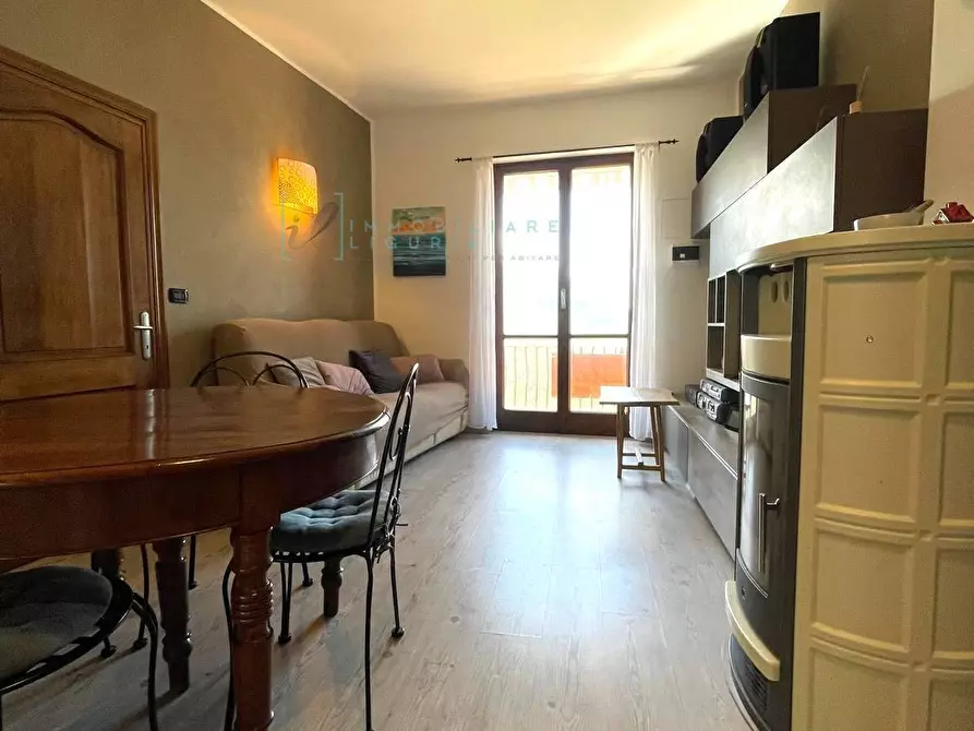 Immagine 5 di Appartamento in vendita  in Via Roma, Cesio a Cesio