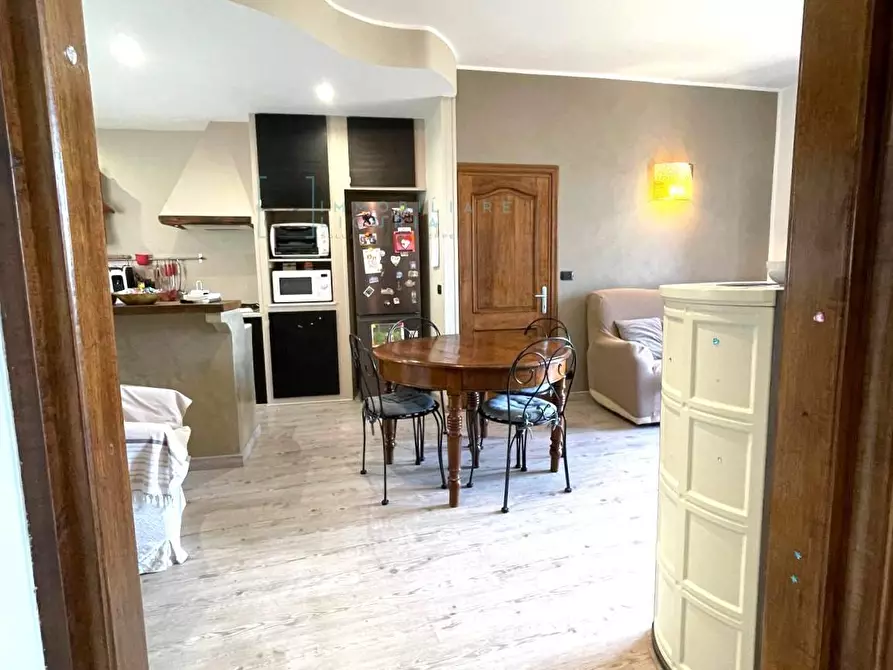 Immagine 15 di Appartamento in vendita  in Via Roma, Cesio a Cesio