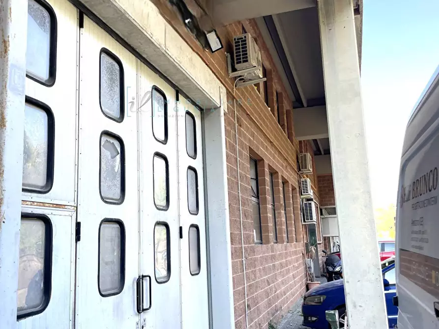 Immagine 5 di Attività commerciale in vendita  in via Pian Masino a Arenzano