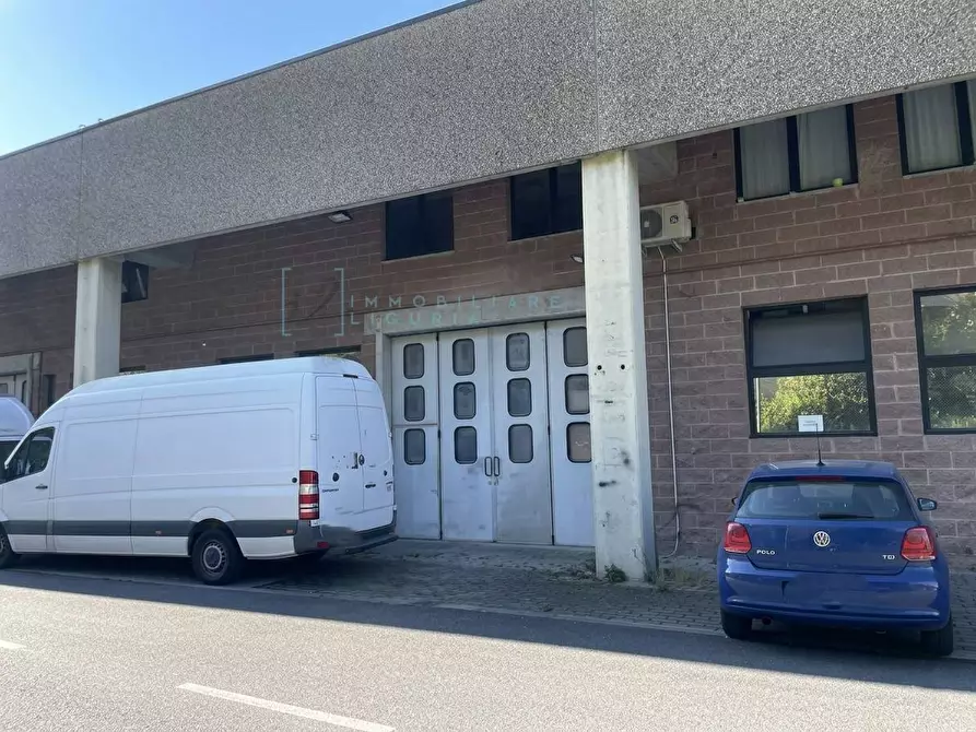 Immagine 2 di Attività commerciale in vendita  in via Pian Masino a Arenzano