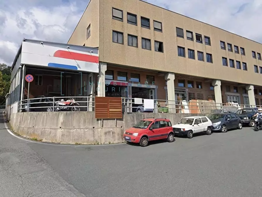 Immagine 1 di Attività commerciale in vendita  in via Pian Masino a Arenzano