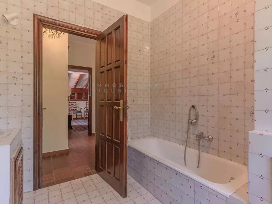 Immagine 52 di Villa in vendita  in Regione Bauso a Garlenda