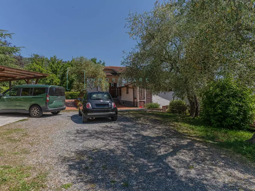 Immagine 64 di Villa in vendita  in Regione Bauso a Garlenda