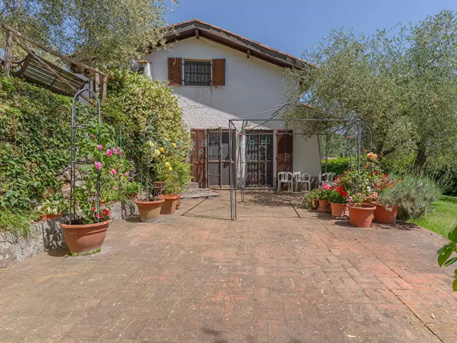 Immagine 78 di Villa in vendita  in Regione Bauso a Garlenda