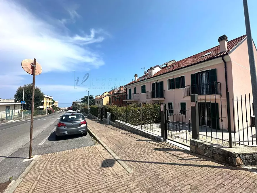 Immagine 34 di Appartamento in vendita  in Via Mgnone a Ceriale