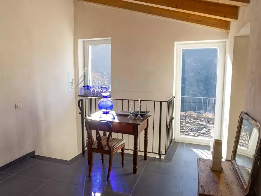 Immagine 8 di Rustico / casale in vendita  in Via Schenardii 8 a Rezzo