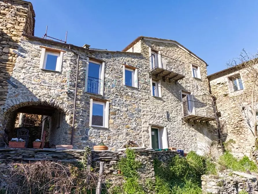 Immagine 28 di Rustico / casale in vendita  in Via Schenardii 8 a Rezzo