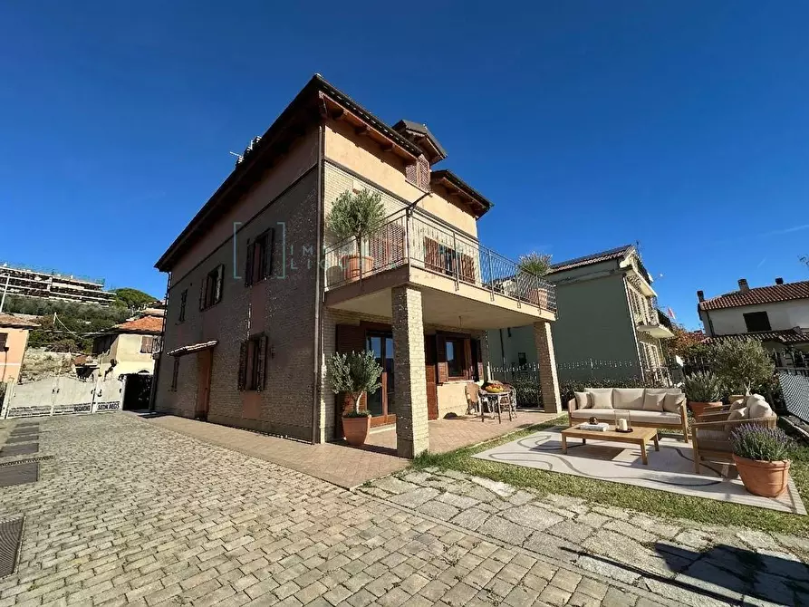 Immagine 1 di Villa in vendita  in frazione Coasco a Villanova D'albenga