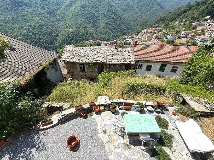 Immagine 38 di Rustico / casale in vendita  in Via Schenardii 8 a Rezzo