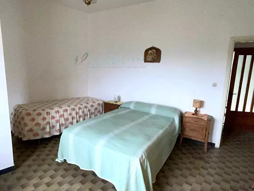 Immagine 15 di Casa indipendente in vendita  a Borgomaro