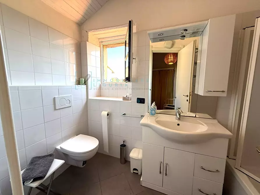 Immagine 43 di Rustico / casale in vendita  in Frazione ligo case di là a Villanova D'albenga
