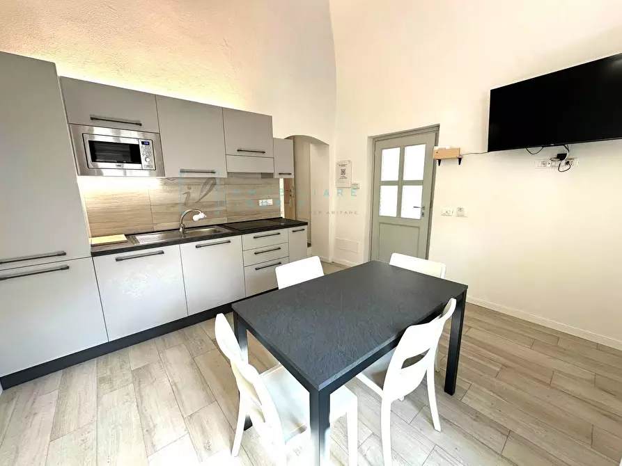 Immagine 4 di Appartamento in vendita  in via iv novembre a Castelbianco