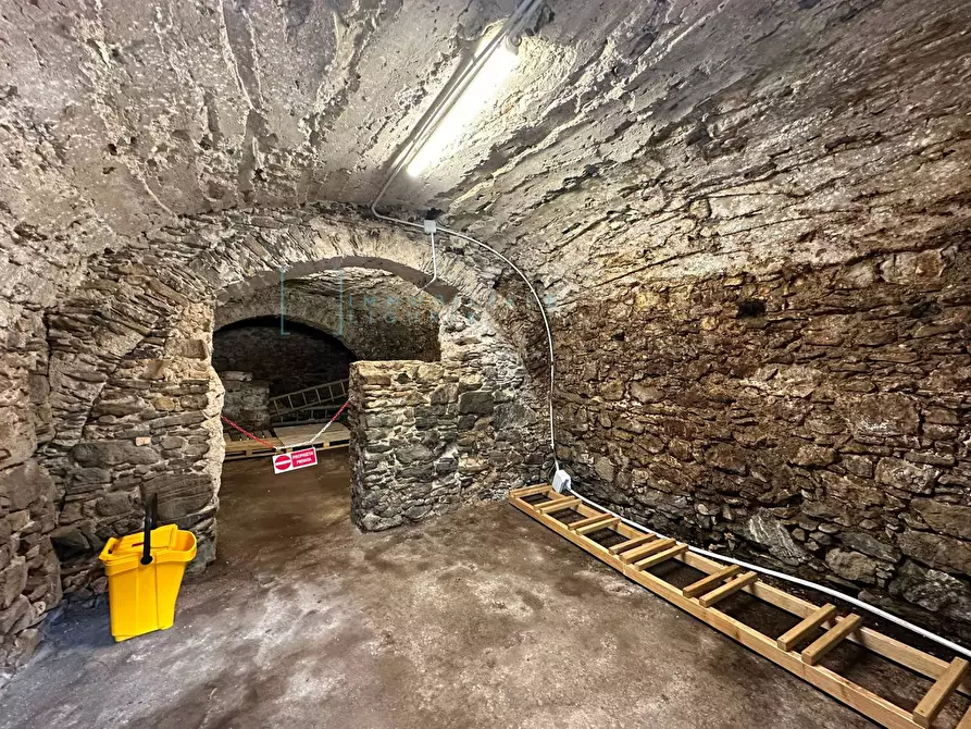 Immagine 23 di Appartamento in vendita  in via iv novembre a Castelbianco
