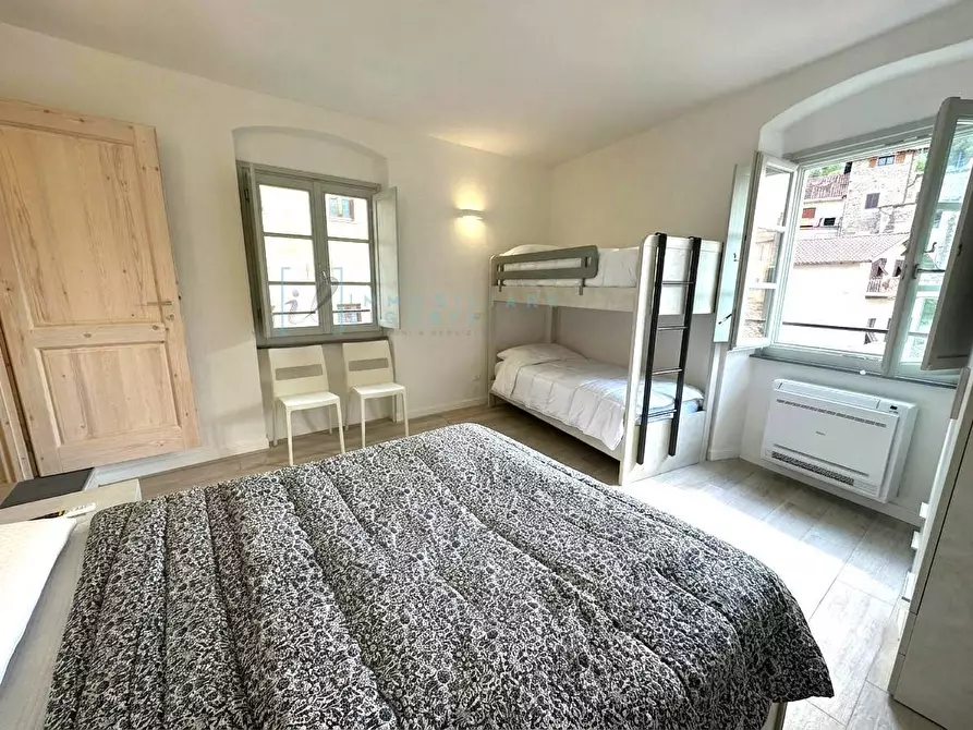 Immagine 13 di Appartamento in vendita  in Via IV Novembre a Castelbianco
