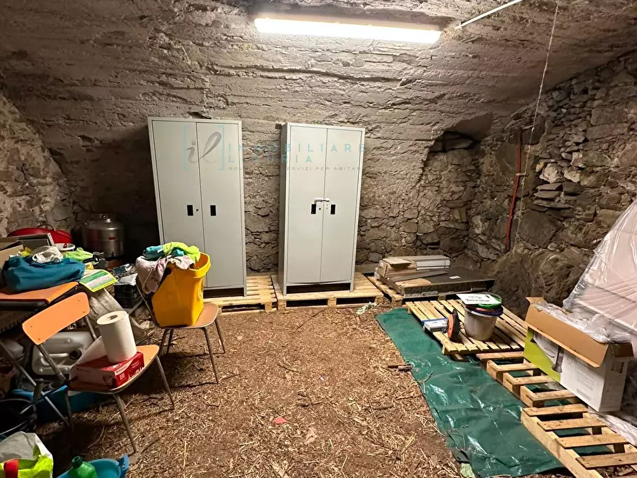 Immagine 22 di Appartamento in vendita  in Via IV Novembre a Castelbianco
