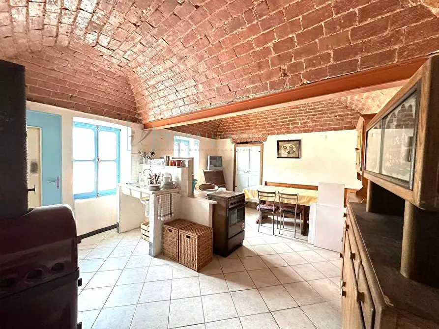 Immagine 4 di Casa semindipendente in vendita  in Via Giovanni Battista Pera a Calizzano