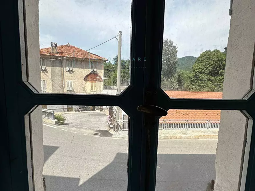 Immagine 7 di Casa semindipendente in vendita  in Via Giovanni Battista Pera a Calizzano