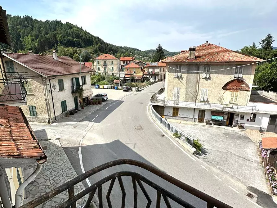Immagine 15 di Casa semindipendente in vendita  in Via Giovanni Battista Pera a Calizzano