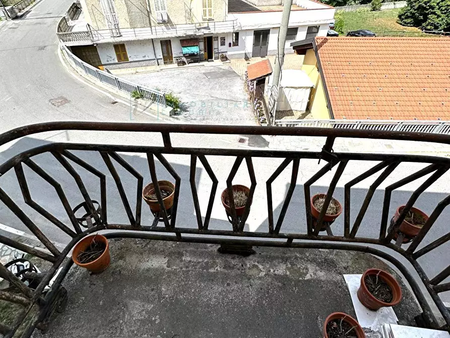 Immagine 14 di Casa semindipendente in vendita  in Via Giovanni Battista Pera a Calizzano