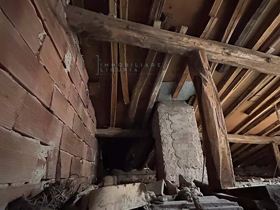 Immagine 18 di Casa semindipendente in vendita  in Via Giovanni Battista Pera a Calizzano