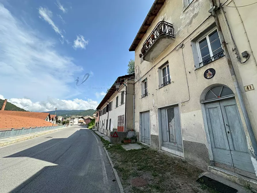 Immagine 2 di Casa semindipendente in vendita  in Via Giovanni Battista Pera a Calizzano