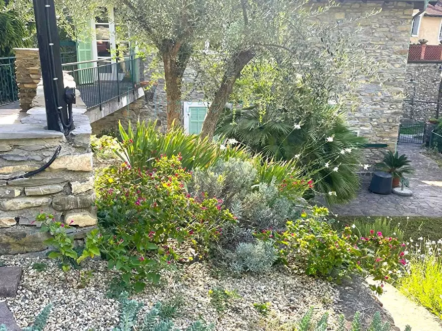 Immagine 13 di Rustico / casale in vendita  in Bassanico a Casanova Lerrone