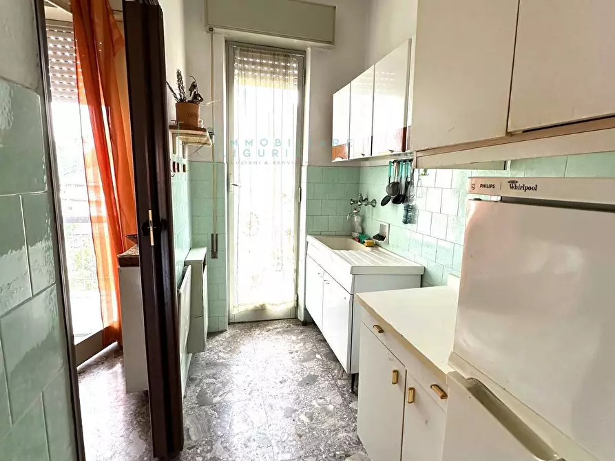 Immagine 9 di Appartamento in vendita  in Via Filippo Leale a Calizzano