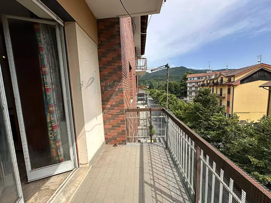 Immagine 18 di Appartamento in vendita  in Via Filippo Leale a Calizzano