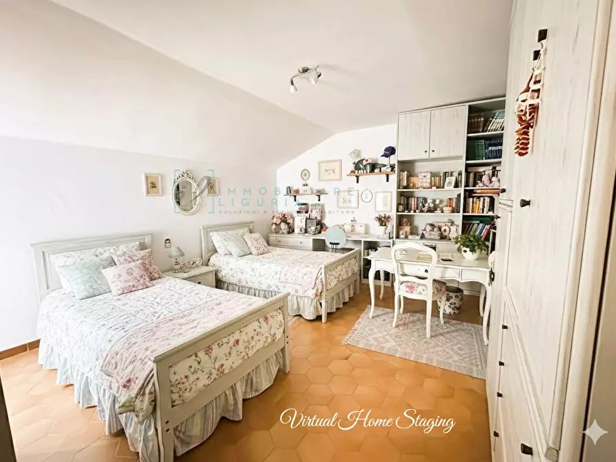 Immagine 5 di Casa indipendente in vendita  in Via San Bartolomeo lusignano a Albenga