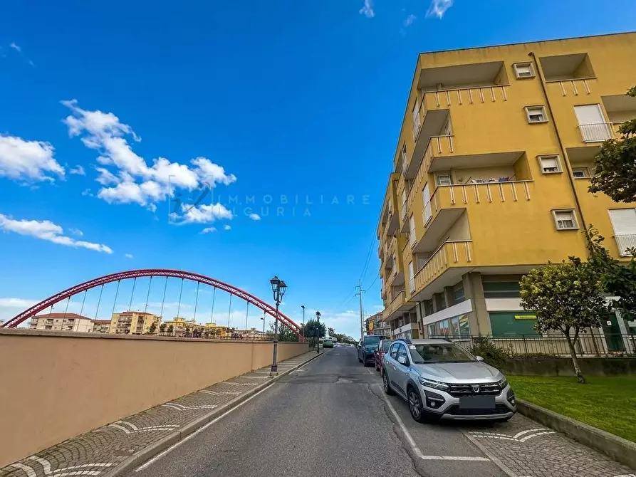 Immagine 1 di Appartamento in vendita  in Strada Vicinale del Molino a Albenga