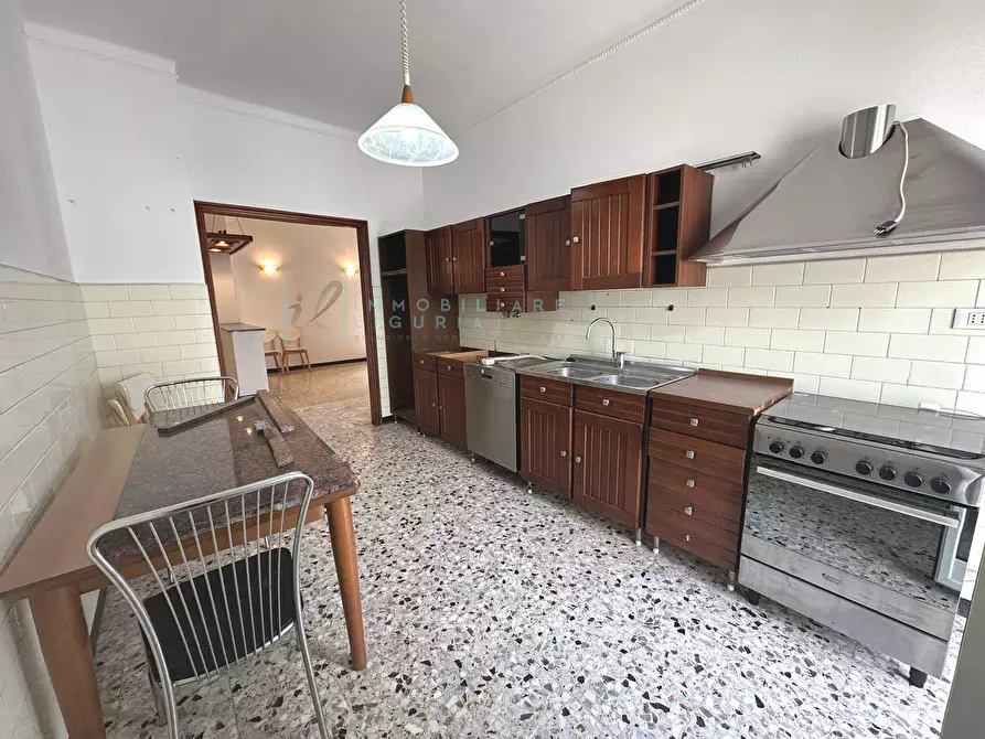 Immagine 9 di Appartamento in vendita  in Via Esperanto Albenga a Albenga