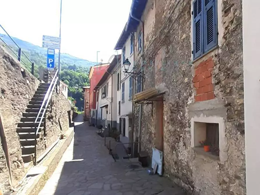 Immagine 2 di Rustico / casale in vendita  in Via Sant'Antonio a Pornassio