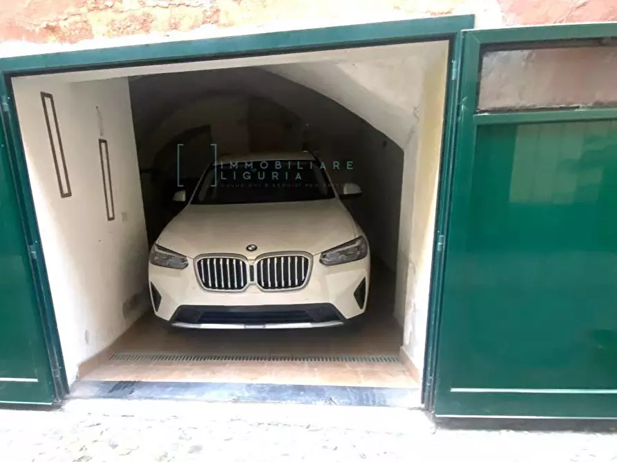 Immagine 1 di Box auto in vendita  in vico scotto a Albenga